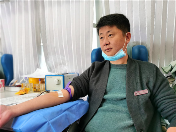 獻(xiàn)血傳真情，為黨旗添光彩 ——三元村春季無償獻(xiàn)血活動側(cè)記