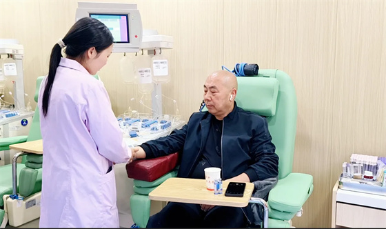 安康李軍，18年獻出“10”個自己……