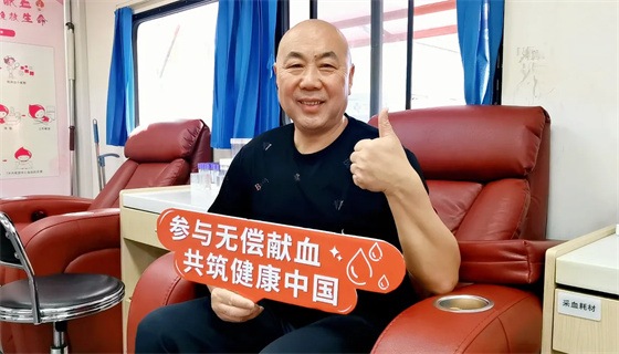 安康李軍，18年獻出“10”個自己……